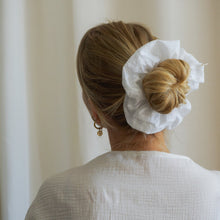 Lade das Bild in den Galerie-Viewer, Scrunchie - Malin