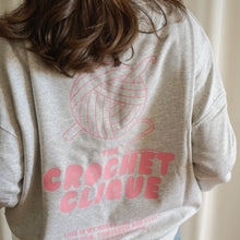 Lade das Bild in den Galerie-Viewer, SWEATER | The Crochet Clique