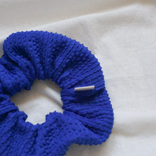 Lade das Bild in den Galerie-Viewer, Scrunchie - blau