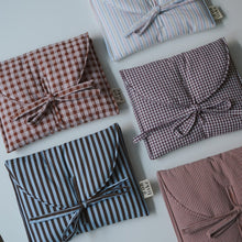 Lade das Bild in den Galerie-Viewer, Stricknadeltasche