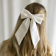 Lade das Bild in den Galerie-Viewer, Haarschleife - Leinen weiß