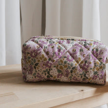 Lade das Bild in den Galerie-Viewer, Projekt KOSMETIKTASCHE - Näh-Workshop für Anfänger*innen - Gruppenkurs