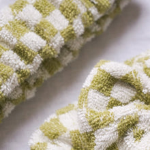 Lade das Bild in den Galerie-Viewer, Frottee Haarband & Scrunchies - grün kariert