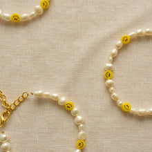Lade das Bild in den Galerie-Viewer, Armband Smiley Party