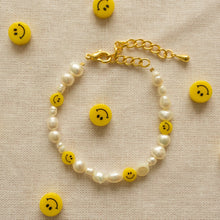 Lade das Bild in den Galerie-Viewer, Armband Smiley Party