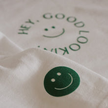 Lade das Bild in den Galerie-Viewer, Bügelbild | Smiley - green