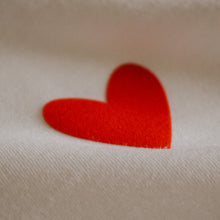 Lade das Bild in den Galerie-Viewer, Bügelbild | Herz - drei Größen