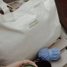 Lade das Bild in den Galerie-Viewer, Shopper | Unraveling
